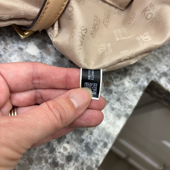 Michael Kors Tan and Cream Tote Bag - Picture 5 of 12